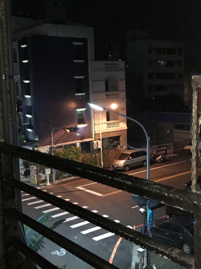 玖拾捌民宿-98Bnb Città di Hualien Esterno foto
