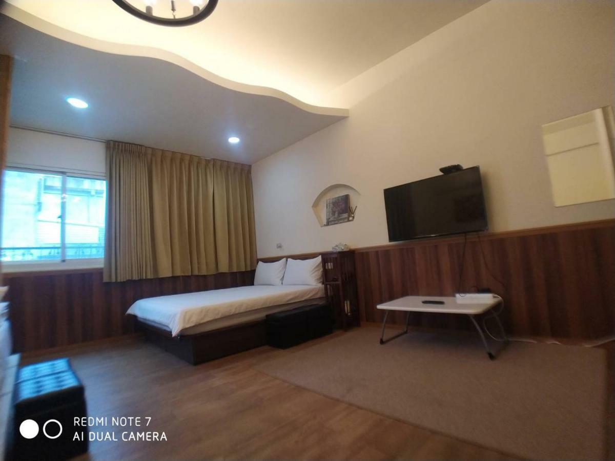 玖拾捌民宿-98Bnb Città di Hualien Esterno foto