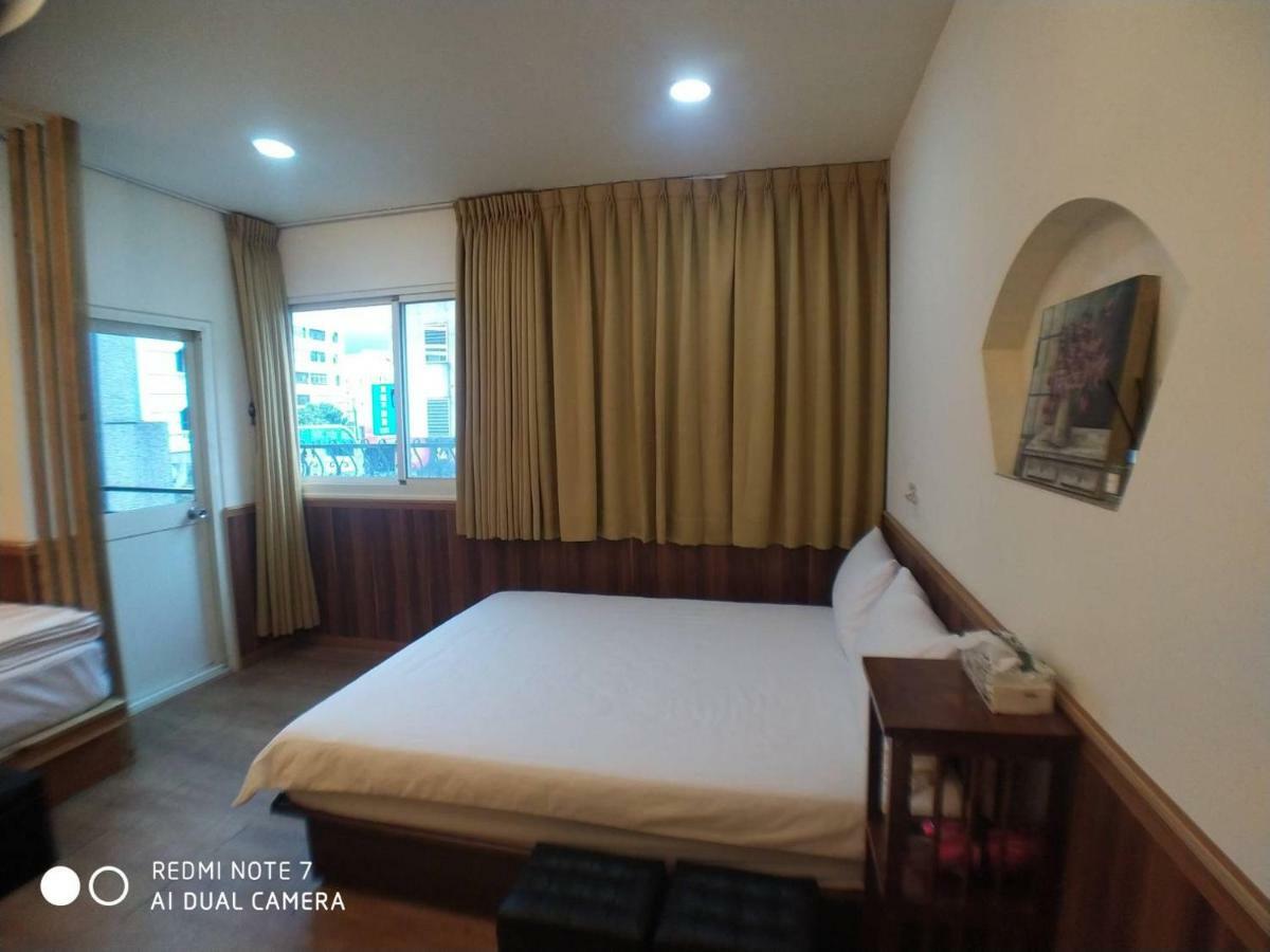 玖拾捌民宿-98Bnb Città di Hualien Esterno foto