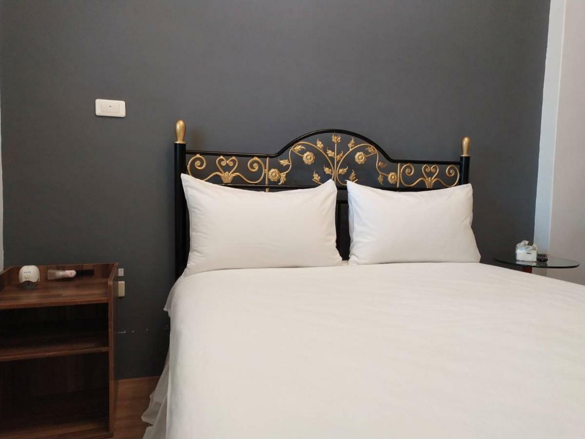 玖拾捌民宿-98Bnb Città di Hualien Esterno foto